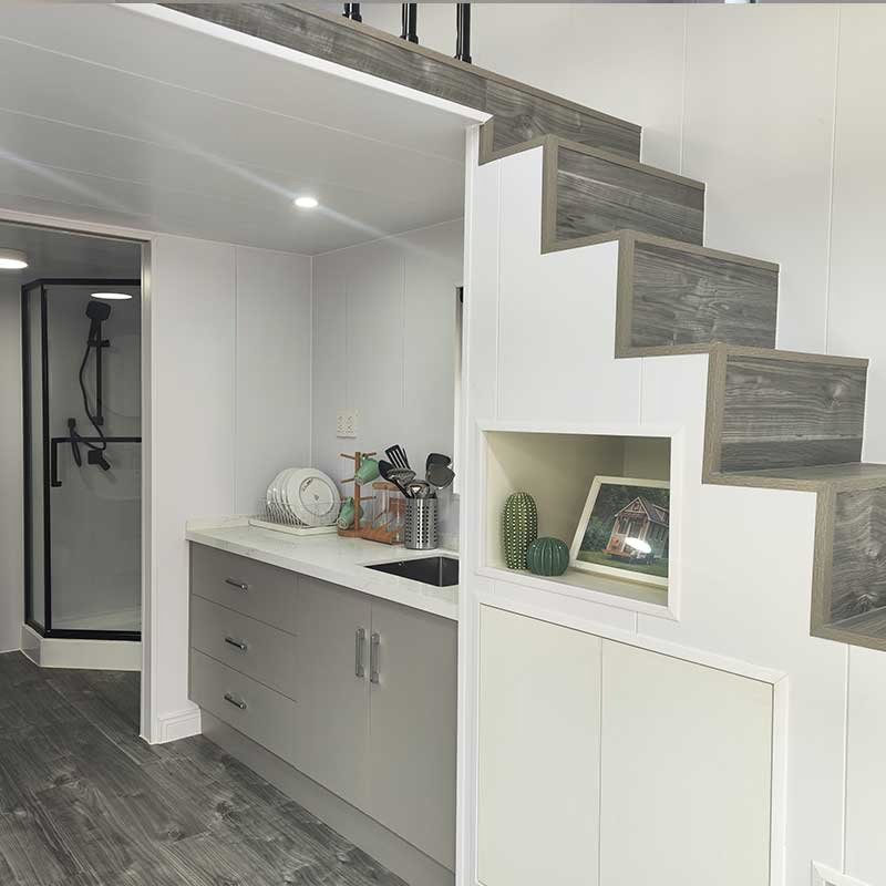 Prefabricated Hotel Light Steel Structure Tiny House on Wheels with Trailer