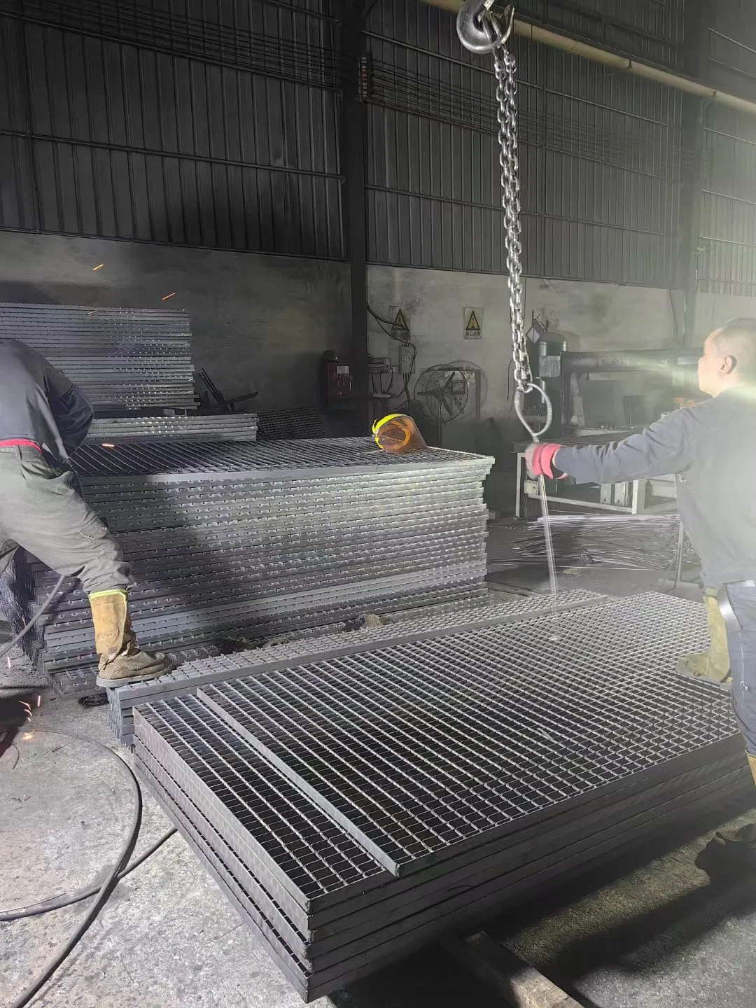 Outdoor Heavy Duty Sidewalk Steel Grating Storm Ditch Trench Drain Drainage Cover Steel Grates