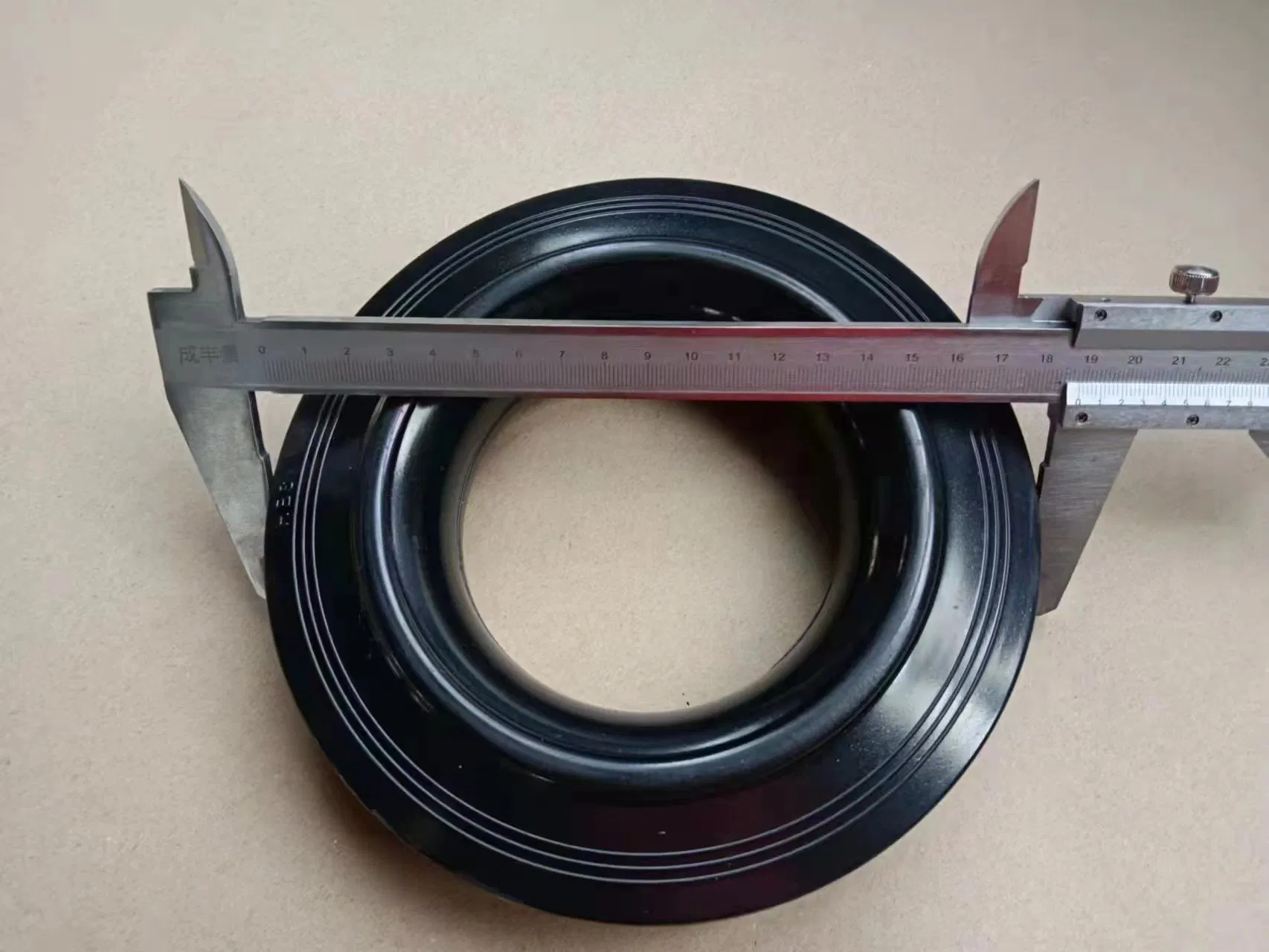 Rubbish Bin Solid Rubber Wheel