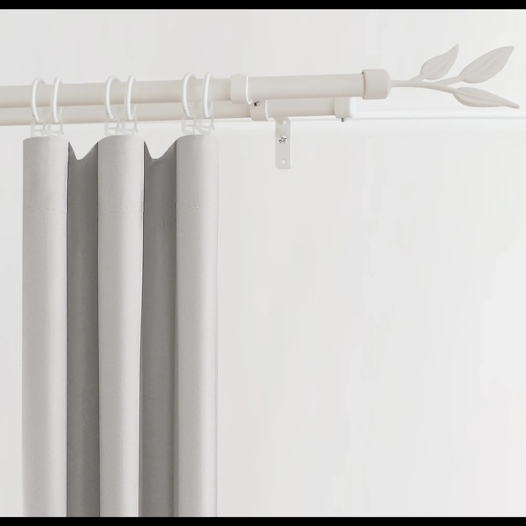 Online Sale Luxurious Morden Curtain Rods Set Extendable Curtain Rod for Decor