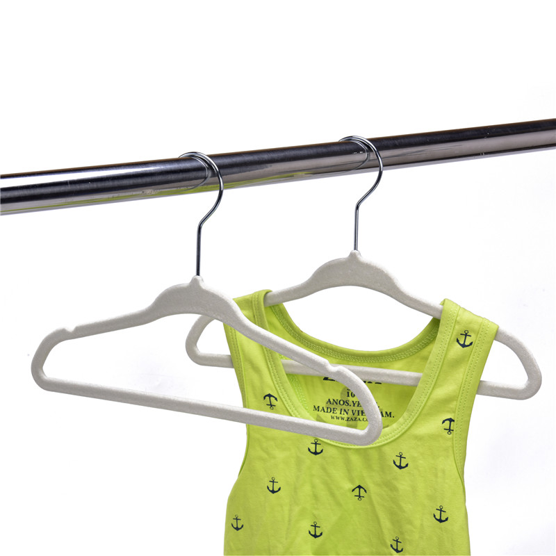 Wholesales Cheap Hangers Custom High Quality Colored Velvet Clothes Hanger with Notches