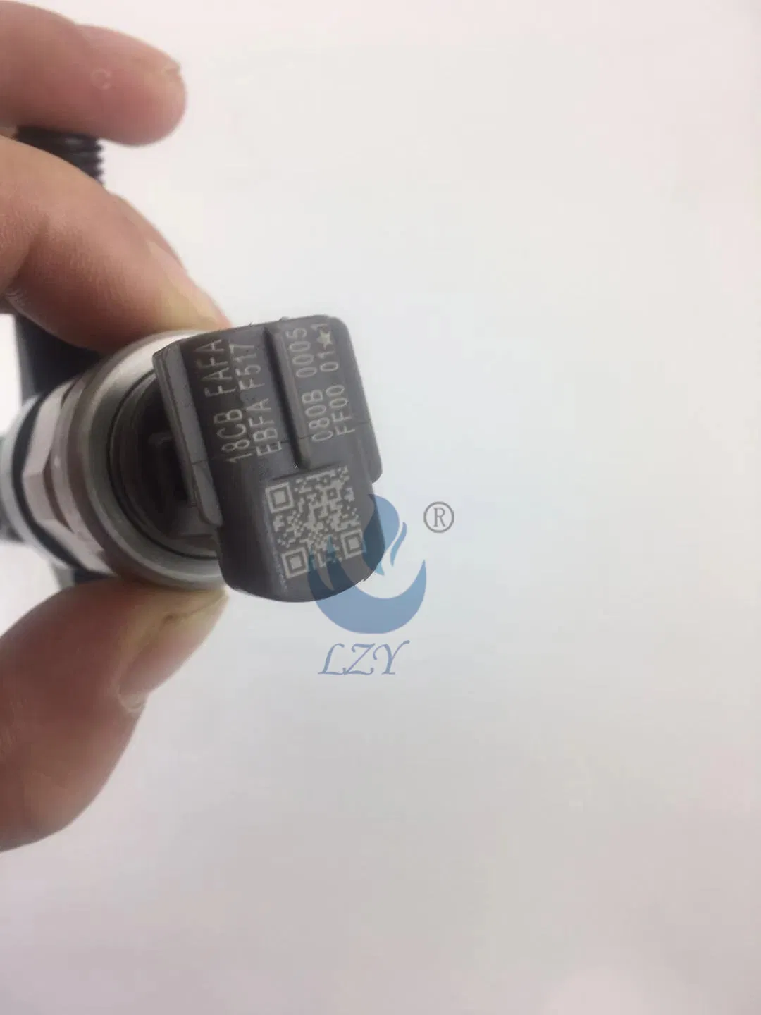 Common Rail Injector 23670-30400 / 39365 / 295050-0460