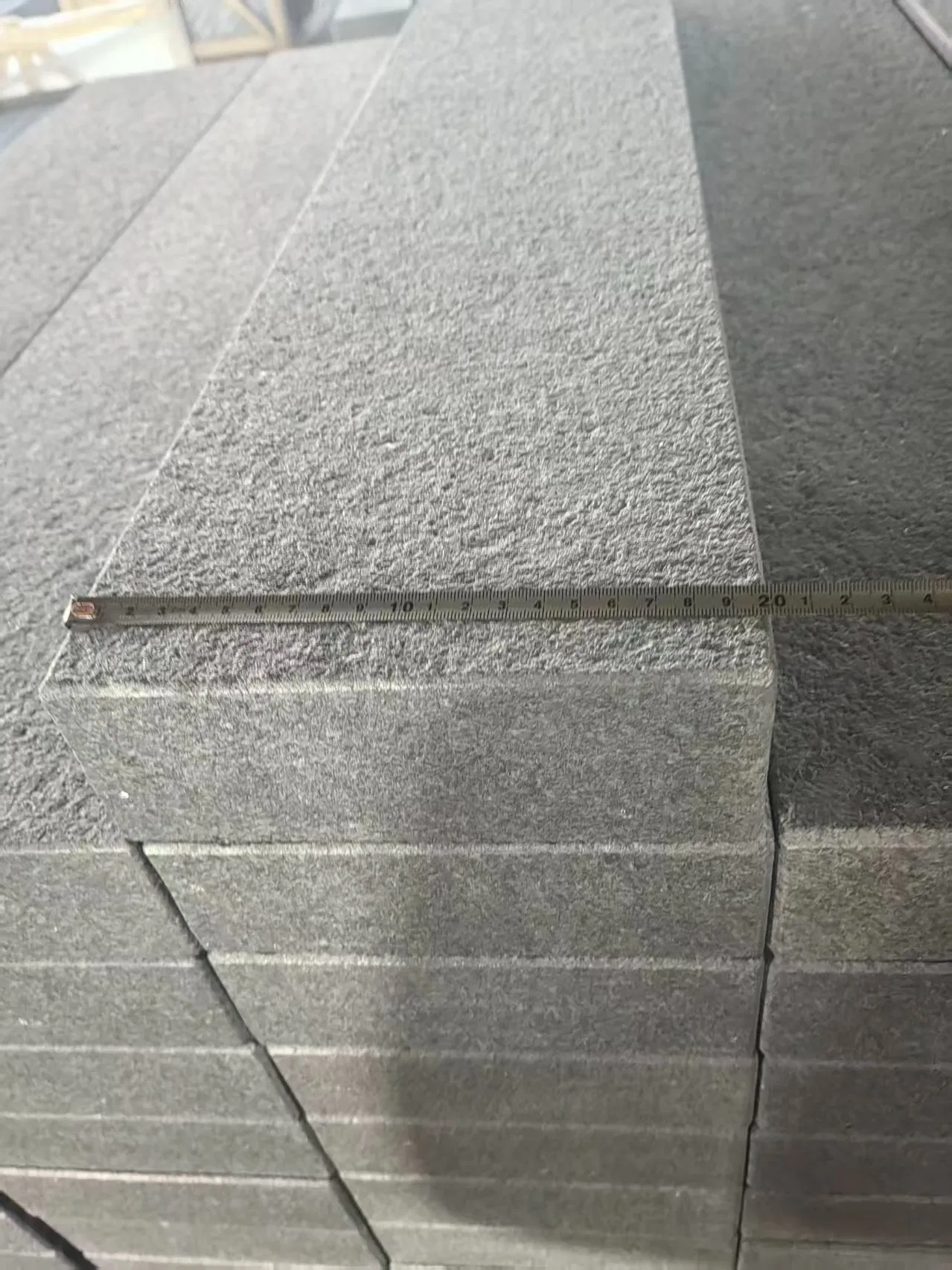 Natural Flamed Granite Kerbstone Curbstone Kerbs for Outdoor Road Paving and Garden Decoration
