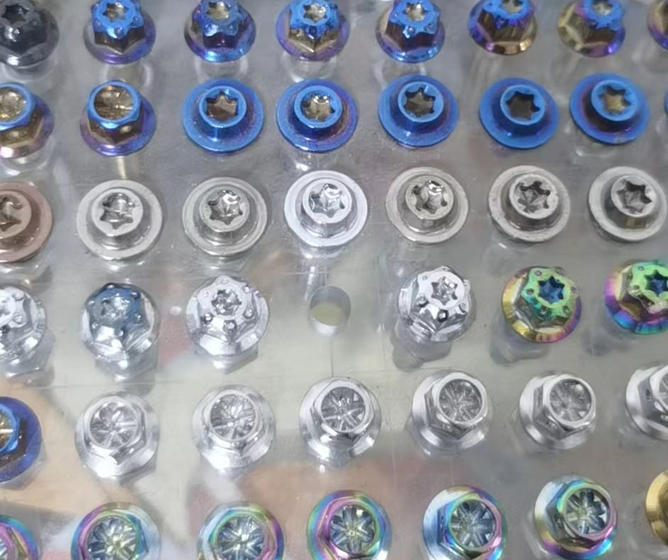 Customized Stainless Steel 304 A2-70 Hex Socket Head Captive Panel Screws