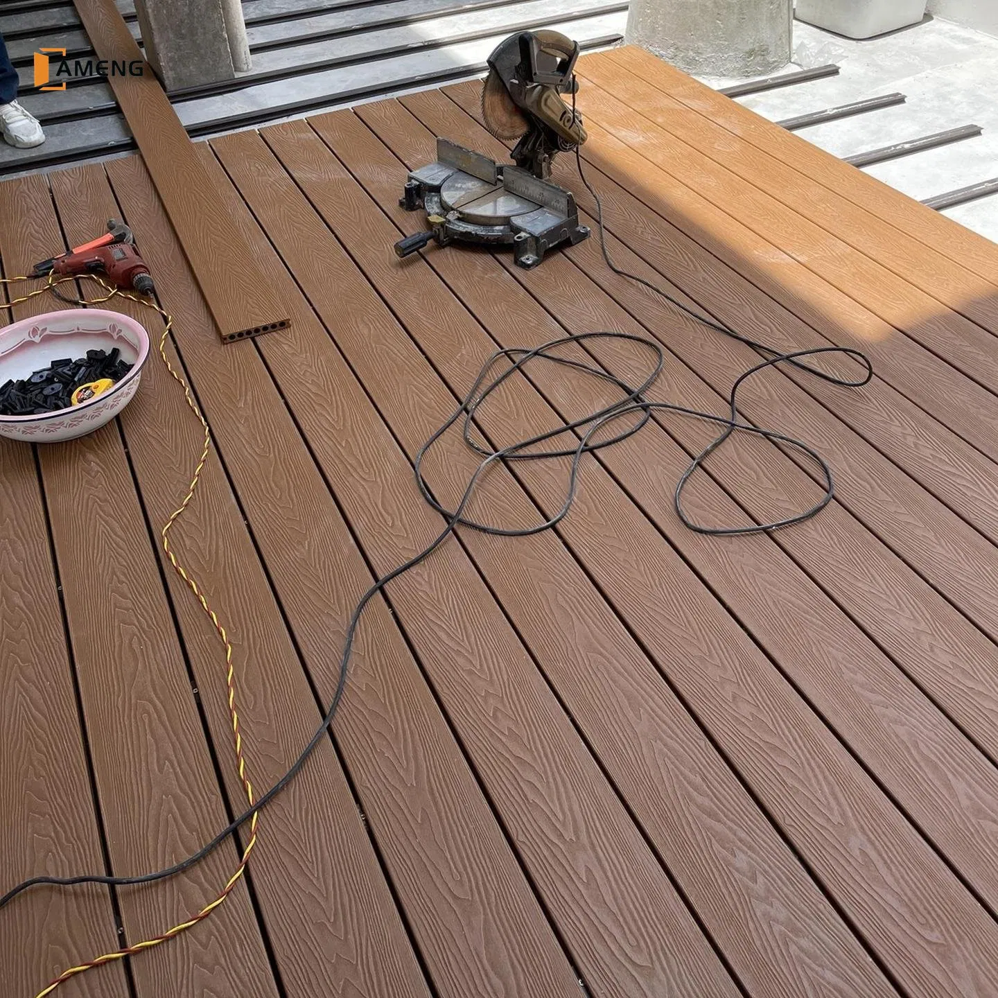 High Quality WPC Composite Outdoor Decking Board Solid UV-Resistant Waterproof Floor 22/25mm Thickness Modern Design