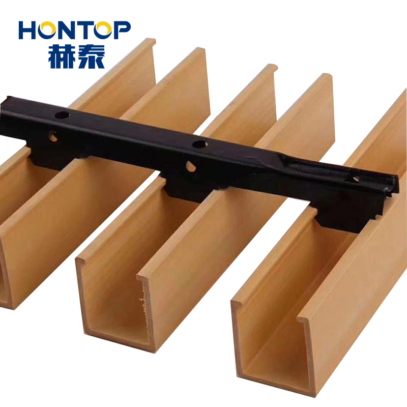 WPC Ceiling Decoration Co-Extrusion Fireproof Long Service Life WPC Ceiling Panel