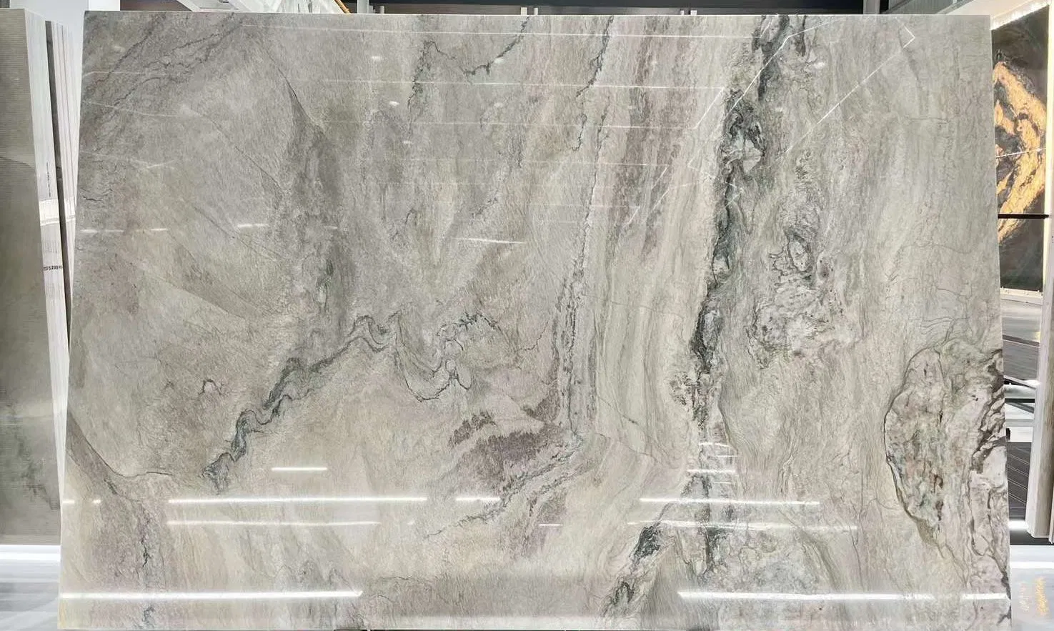 Brazil Luxury Stone Calacatta Macaubas Quartzite for Interior