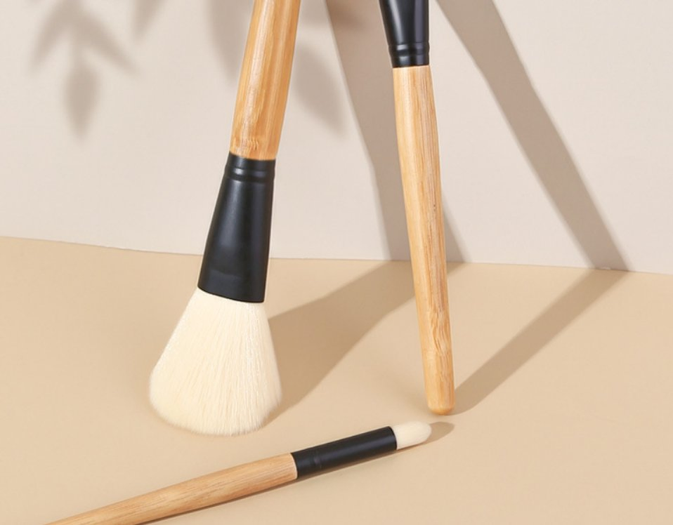 High-Quality Beauty Tools Bamboo Handle 8PCS Makeup Brushes Eyeshadow Brush Eyebrow Brush