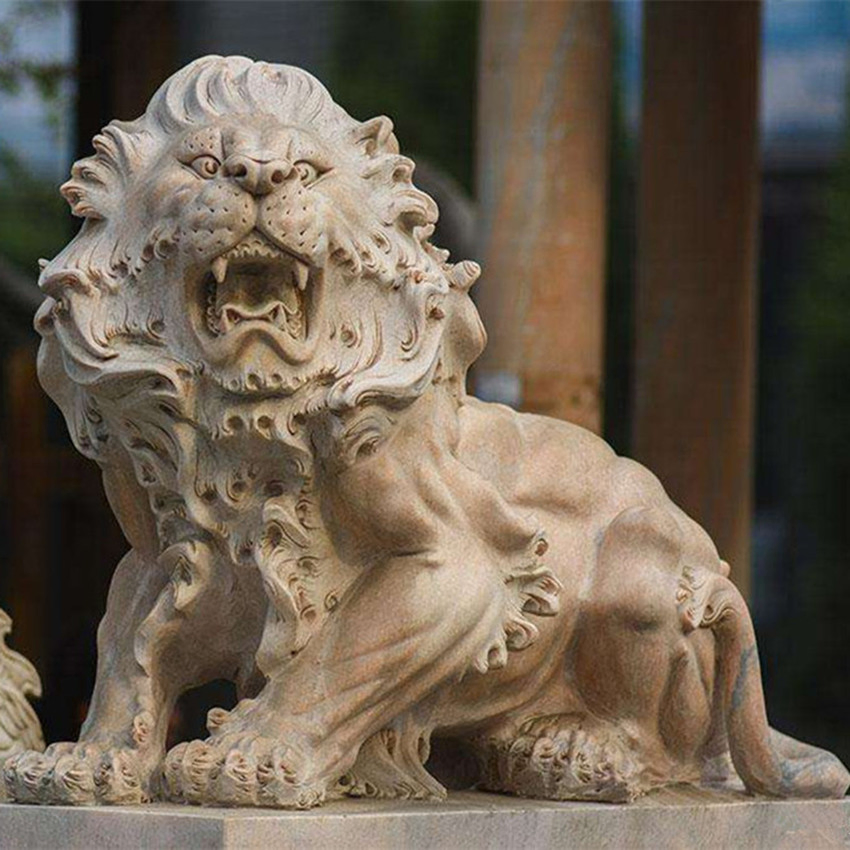 Antique Outdoor Decorative Granite Lion Statue