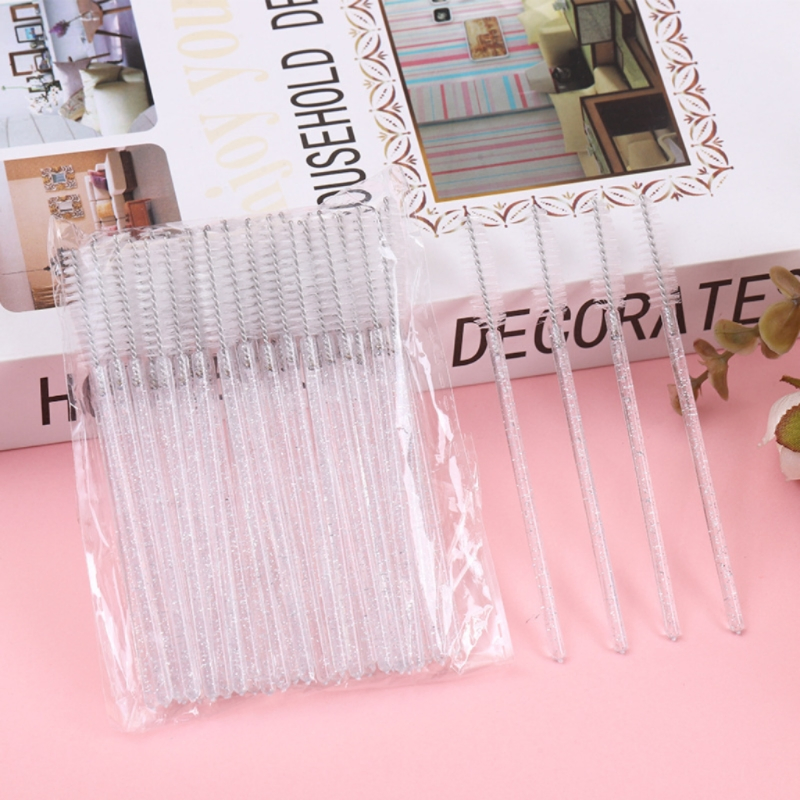 Supple, Thick, Elongated, Resilient and Bendable Eyelash Brush