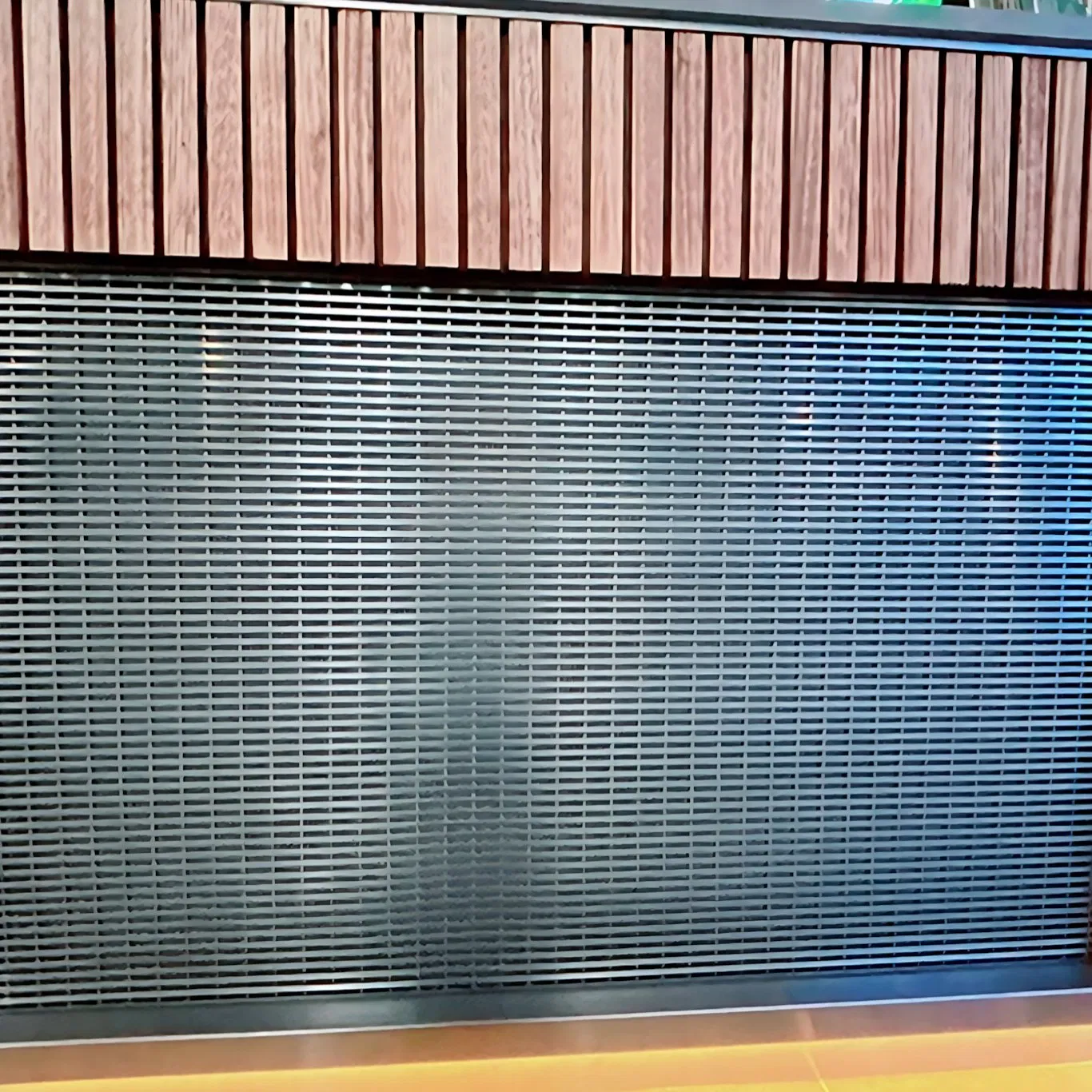 Solar Stainless Steel Street Light with Automatic on off Control System