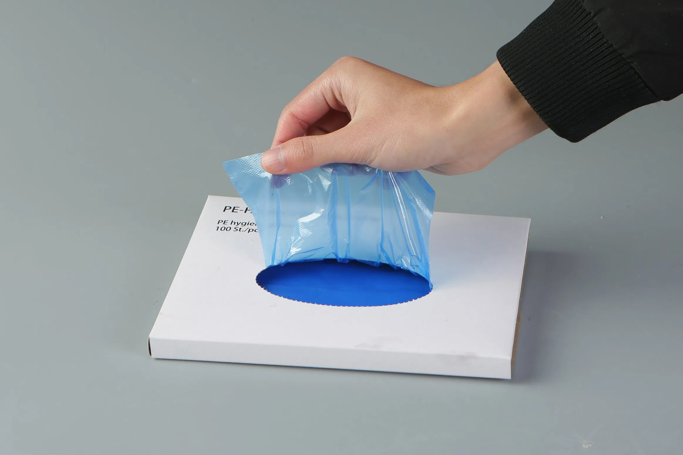 Одноразовые полиэтиленовые перчатки HDPE, от 0.5г