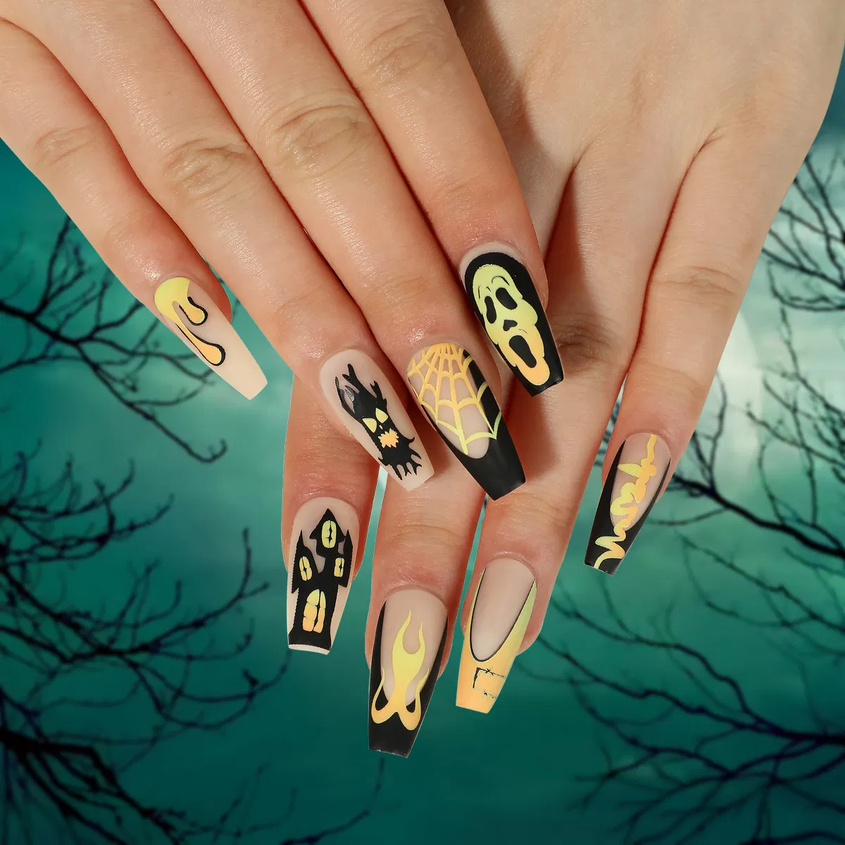 Professional Halloween Fake Nails Kit with 24 Pieces Vampire Cat Design