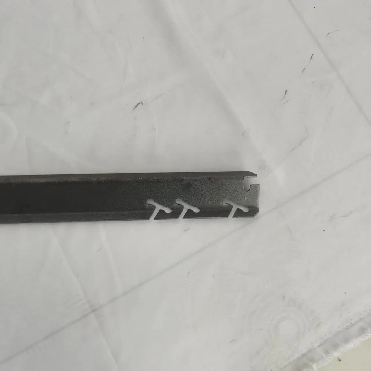 New Low-Cost Agricultural Vineyard U-Shaped Channel Wine and Vineyard Rear Bracket, Crossbeambracket