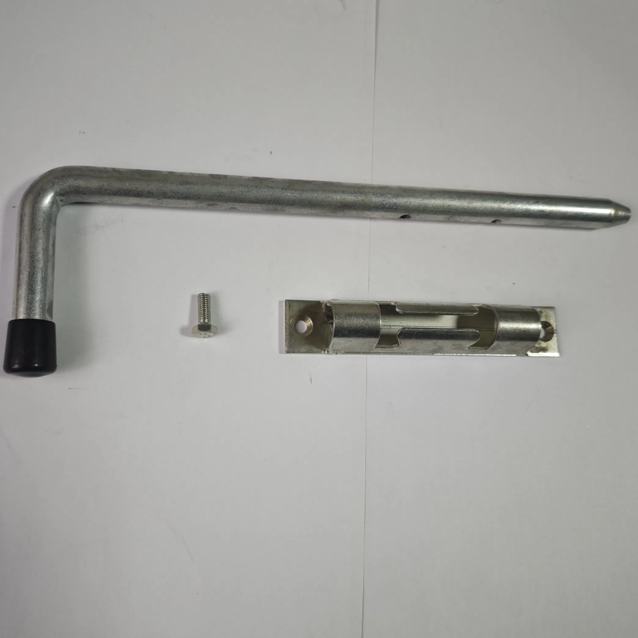 Gate Latch with Small Bolted Plate for Instalation