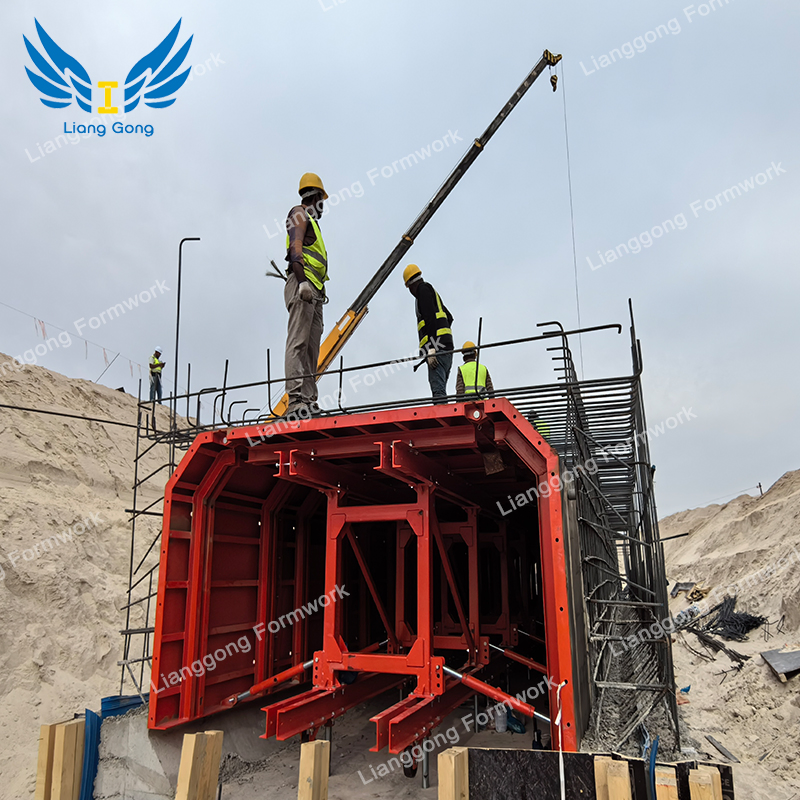 China Lianggong Manufacture Metal Steel Formwork for Column/Wall/Slab Concrete Construction