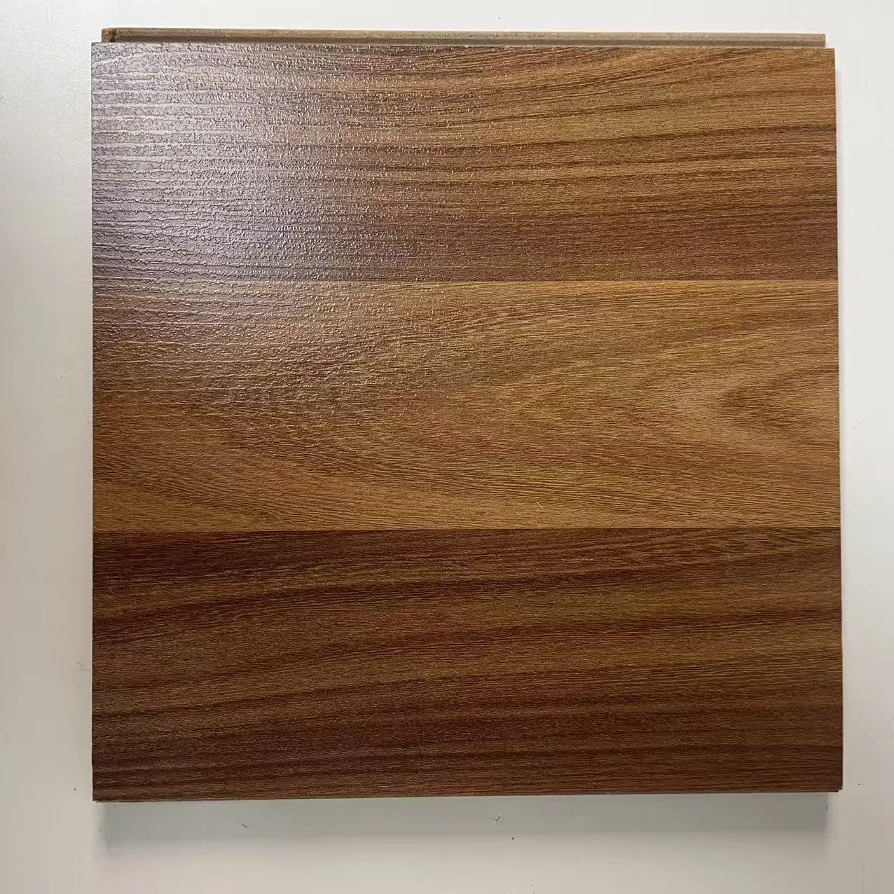 Grand Living Room Laminate Floor Elegant Spacious Entertaining Atmosphere