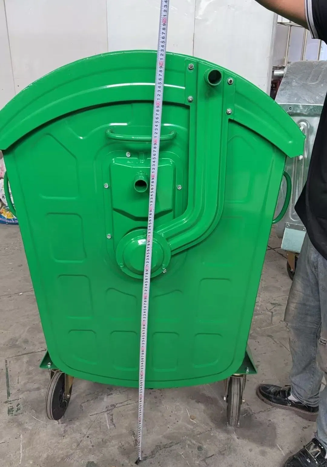 Металлический уличный контейнер для мусора 1100L