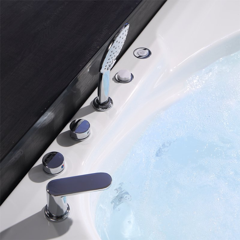 Угловая акриловая ванна с гидромассажем и Bluetooth