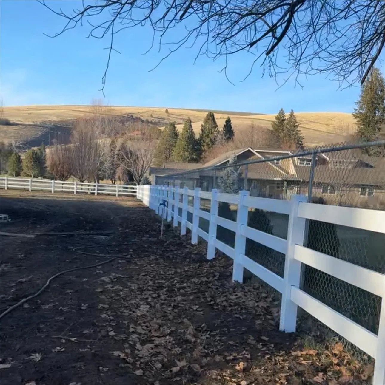 White PVC Horse Fence for Ranch, Strong and Reliable Fence Panels
