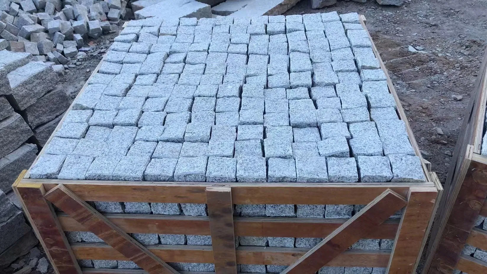 Grey Yellow Red Black White Granite Cobble Stone Cubestone for Walkway/Driveway/Parking Pavers/Paving