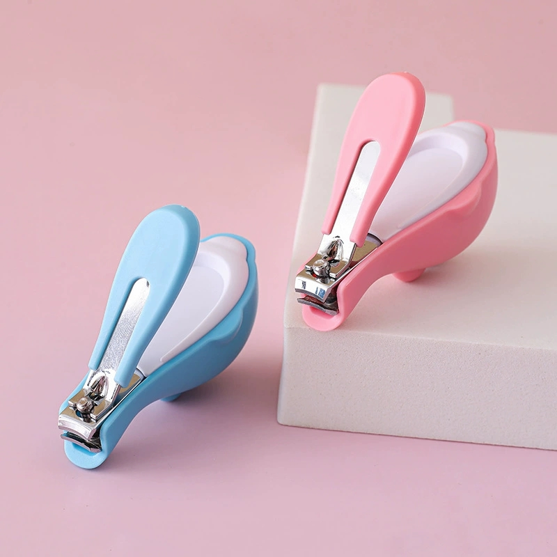 High Quality Cartoon Dolphin Baby Nail Clippers Safe and Chic Nail Trimmer for Newborns Prevents Skin Injury