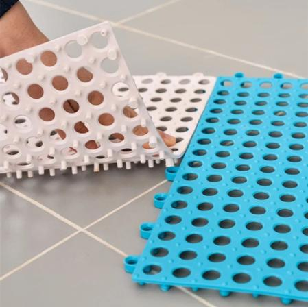 Premium Non-Slip PVC Interlocking Floor Mat for Indoor and Outdoor Use
