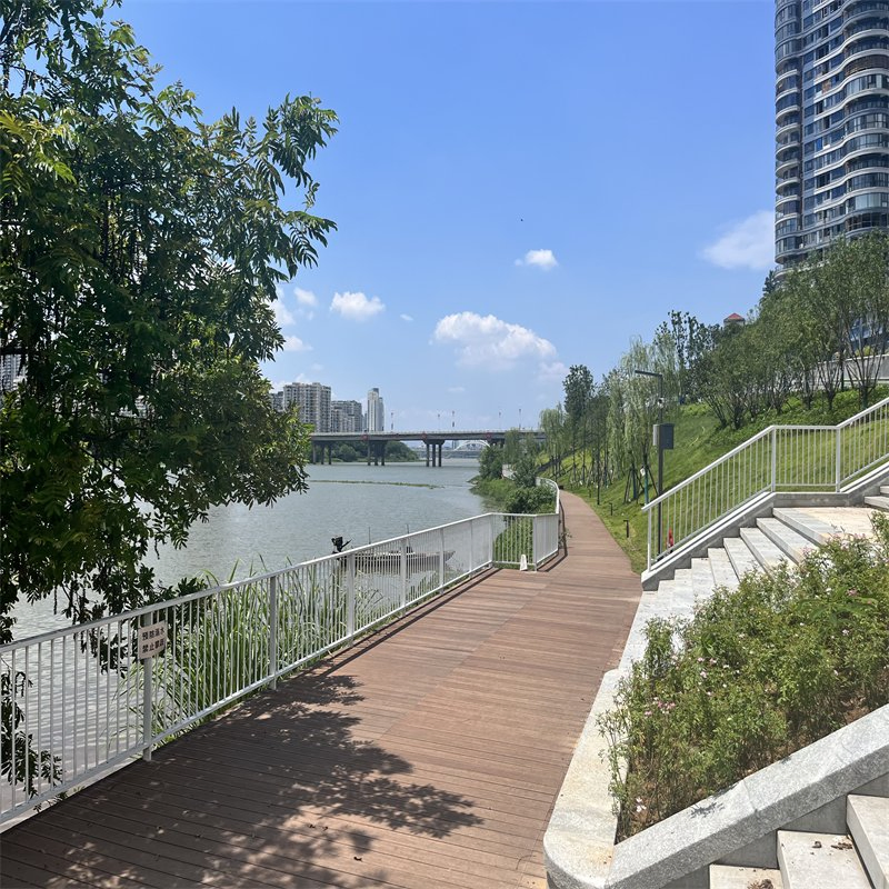 Glossy Bamboo Decking Elegant Bamboo Decking for Modern Outdoor Decor