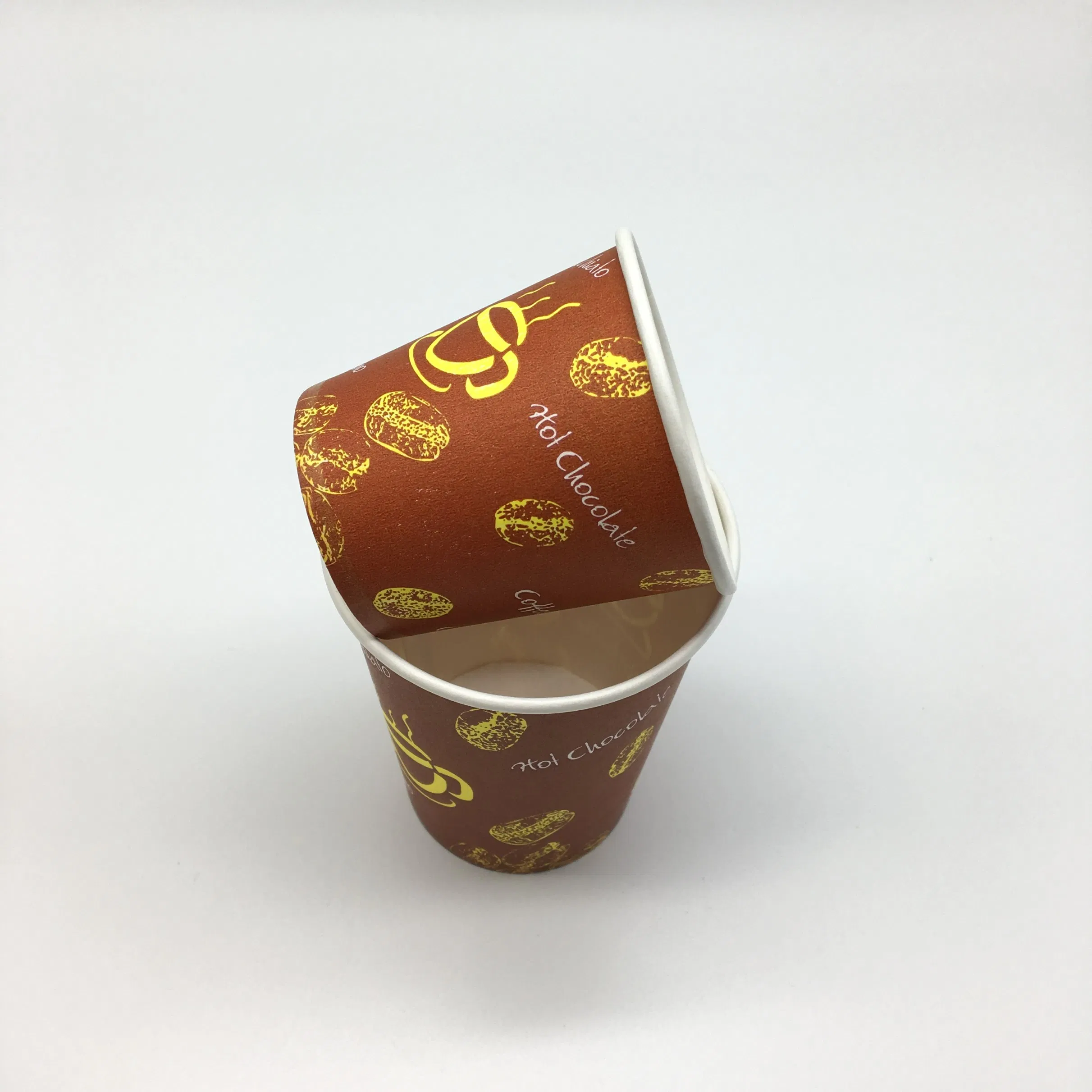 Бумажные стаканчики для кофе с флексопечатью