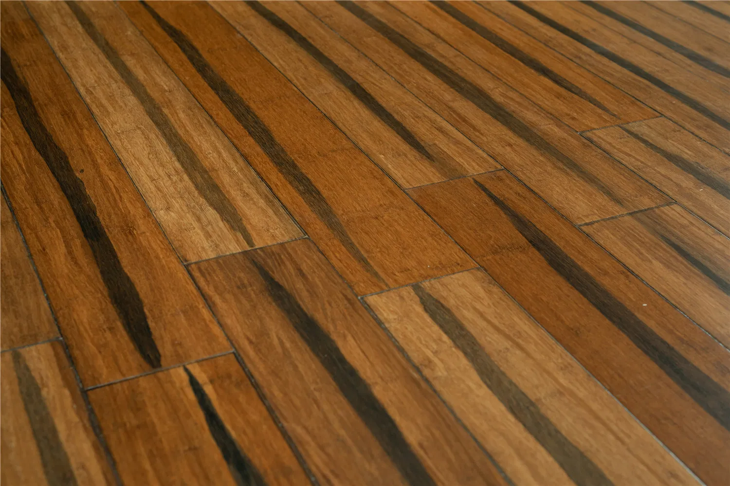 Водостойкий бамбуковый ламинат для помещений