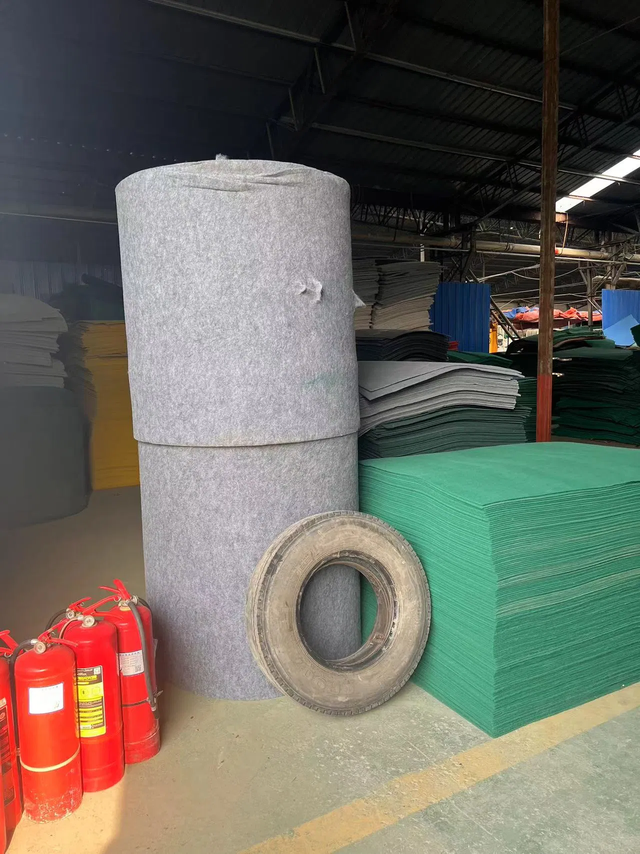 Green Sponge Scourer Washing Pads in Kitchen Dish Cleaning