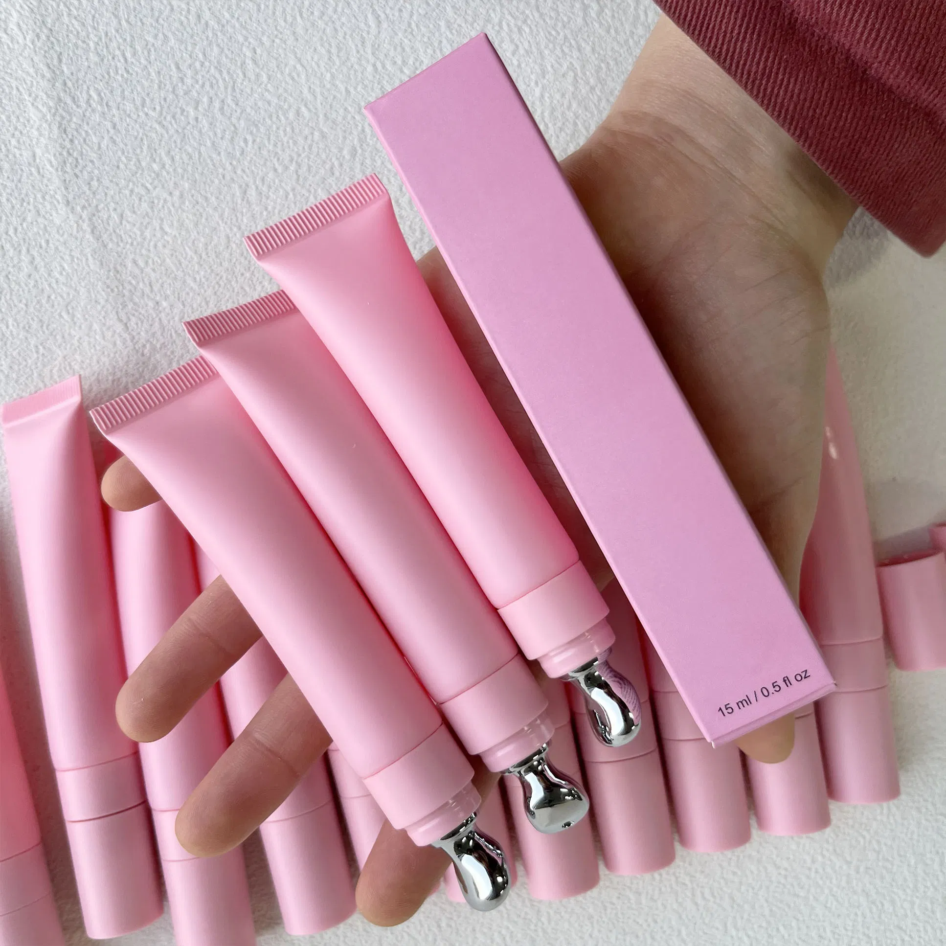 Веганский блеск для губ с эффектом увеличения