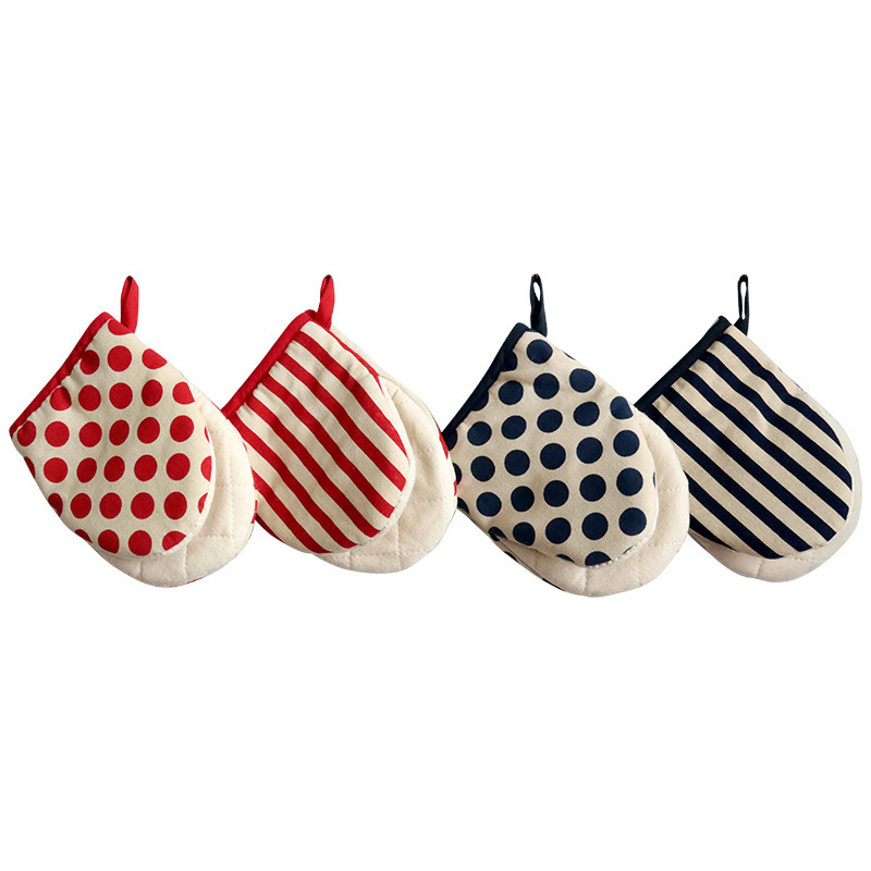 Cute Cartoon Kitchen Pot Holders and Oven Mitts Set