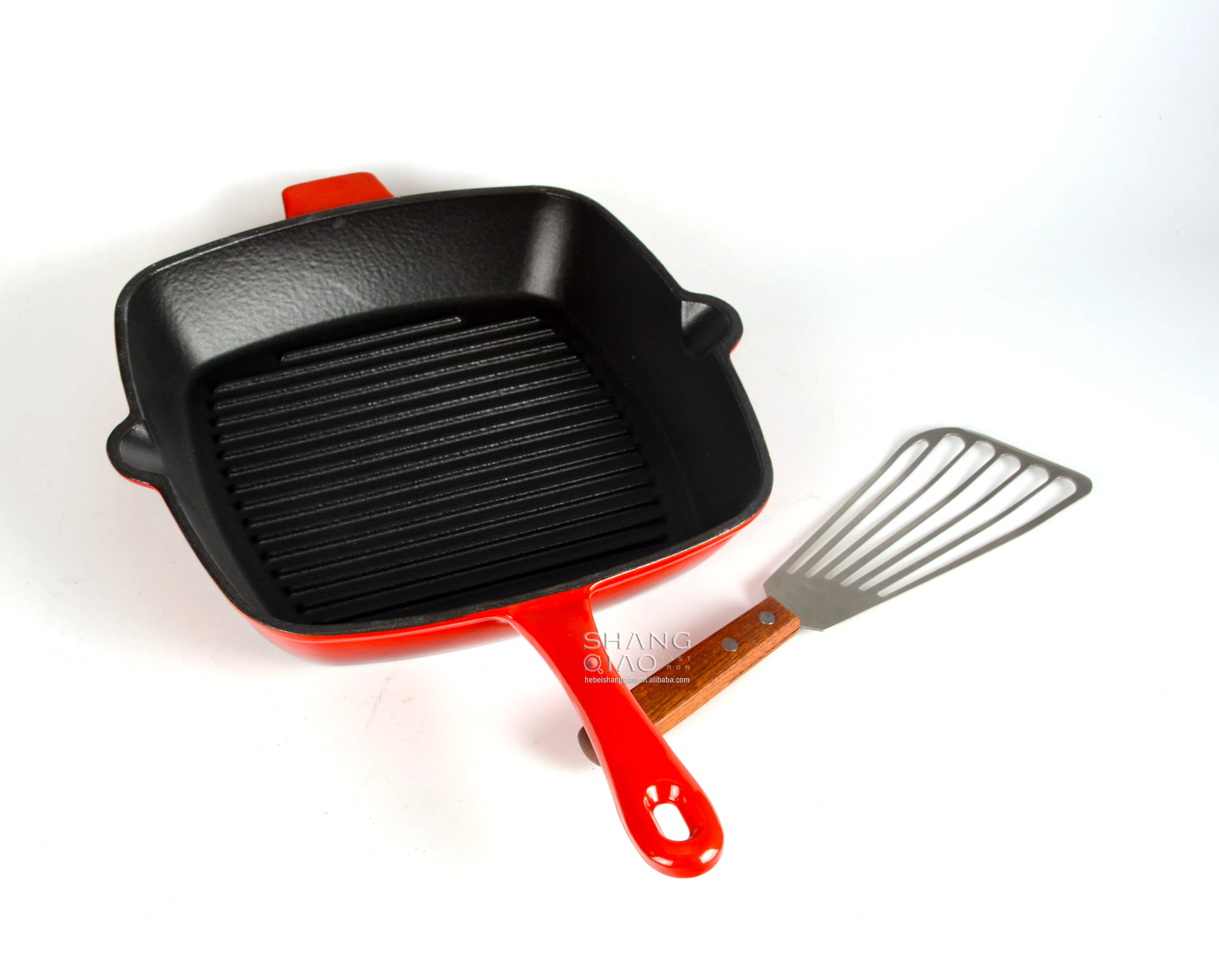 Чугунная эмалированная сковорода-гриль квадратная с лопаткой