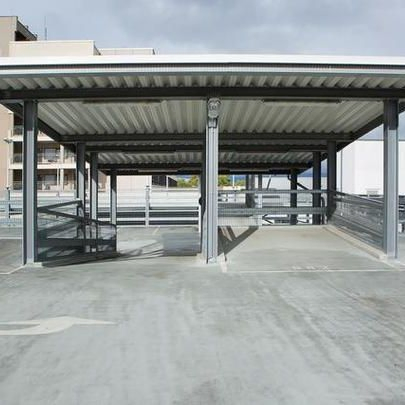 Prefab Galvanized Customized Steel Structure Home Garage with High-Quality and Free Design