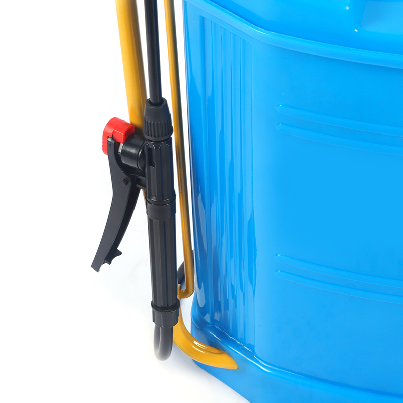 Agricultural 12L PE Plastic Hand Manual Fogging Sprayer