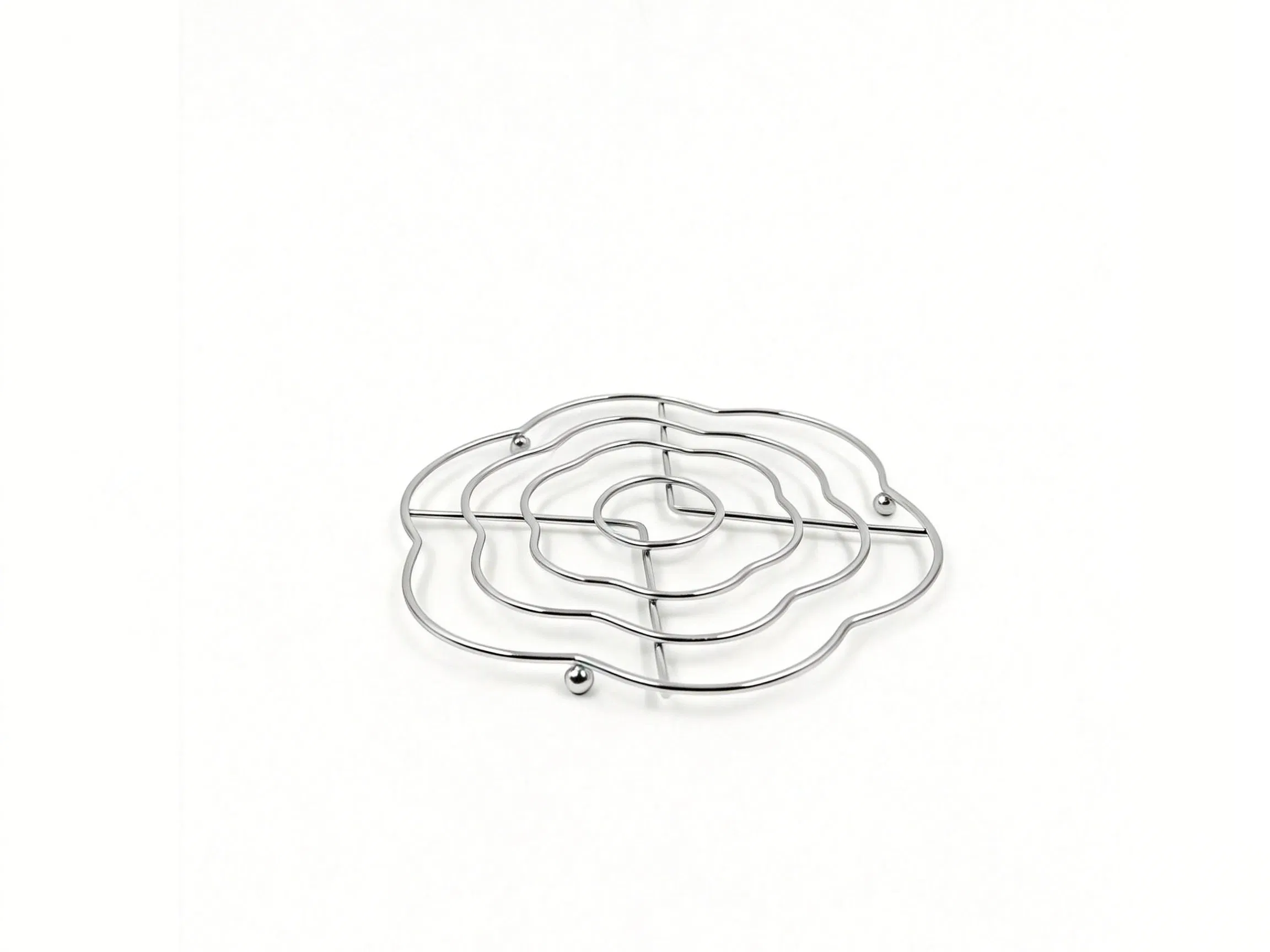 Petal-Shaped Chrome Plated Heat Resistant Mat