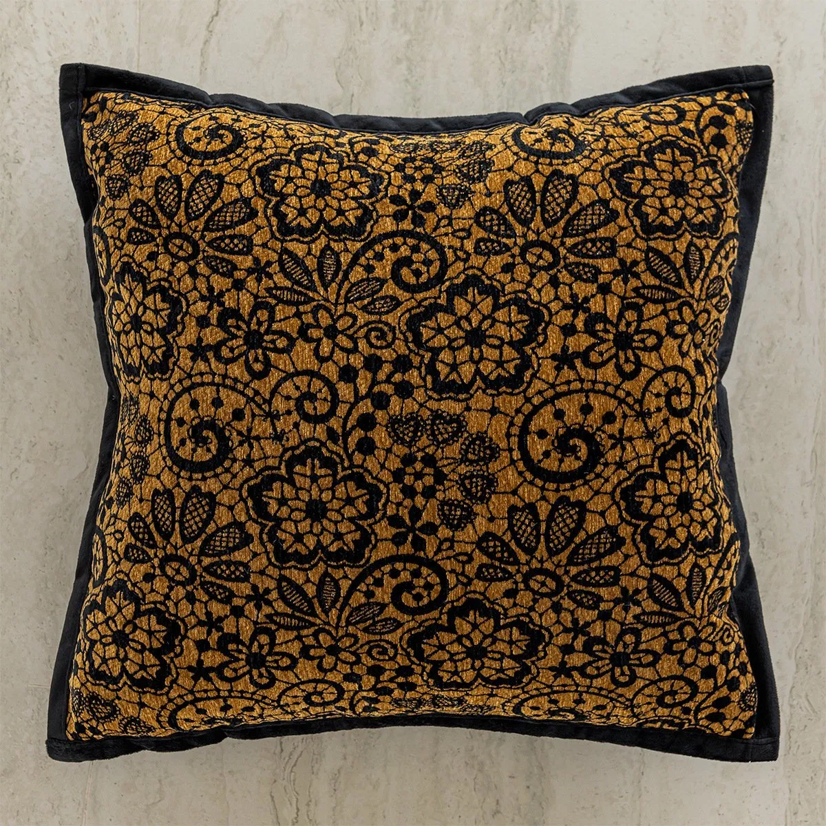 Classic Black Panther Chenille Jacquard Pillow Cover Wholesale Soft 45X45 Pillow Cases Cushion Cases