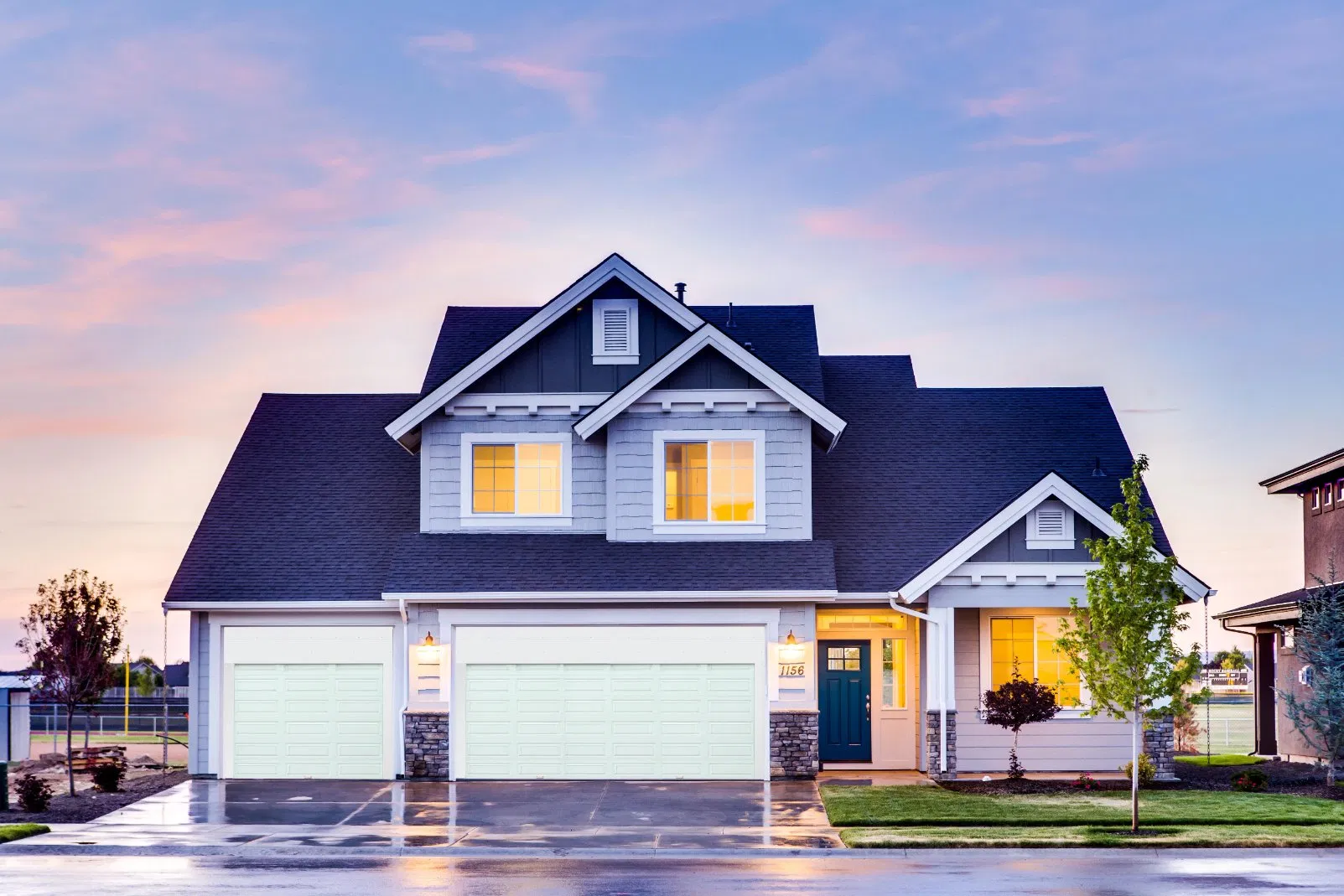 Fangda New Design Hot Selling Garage Door Panel for Residential Building