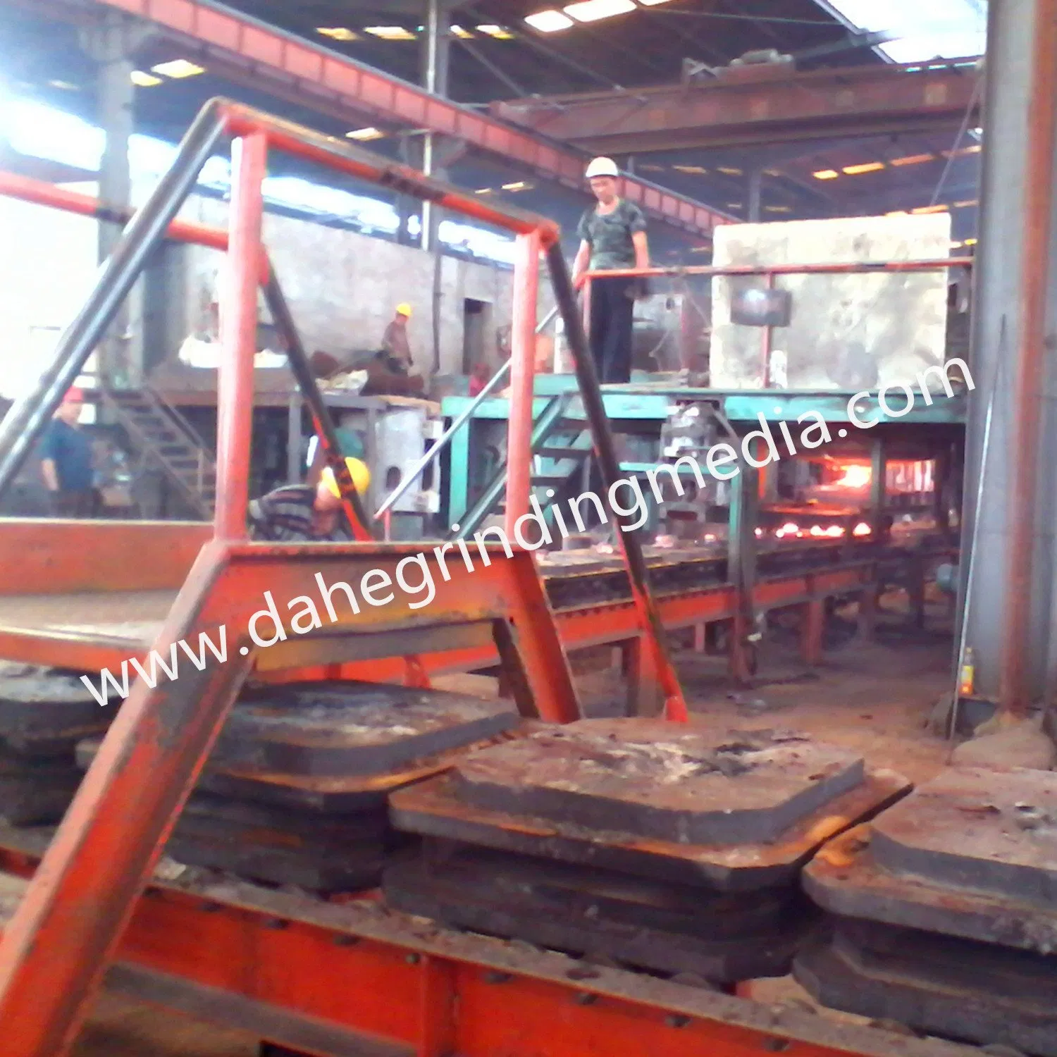 Supply High Chrome Casted Steel Grinding Media Ball