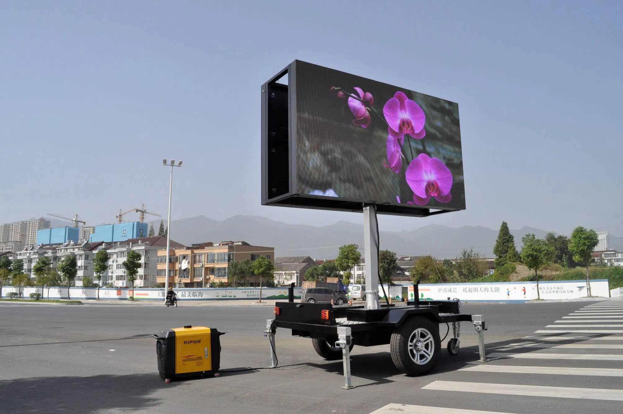 Advertising 4G Controller SMD P4 P5 P6 P10 High Resolution Truck LED Display Outdoor Mobile Trucks LED Advertising for Sale