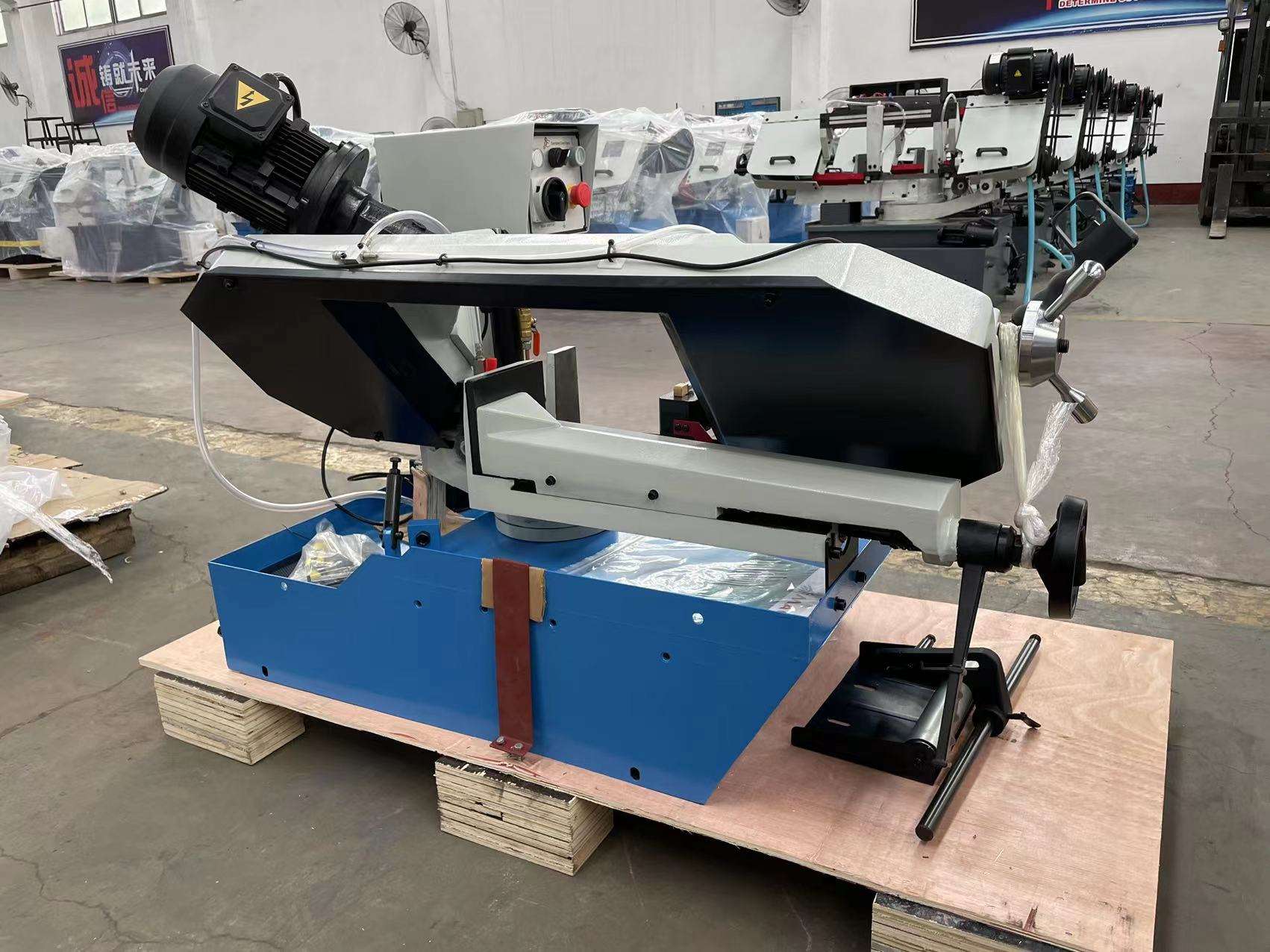 Станок ленточнопильный вертикальный по нержавейке промышленный