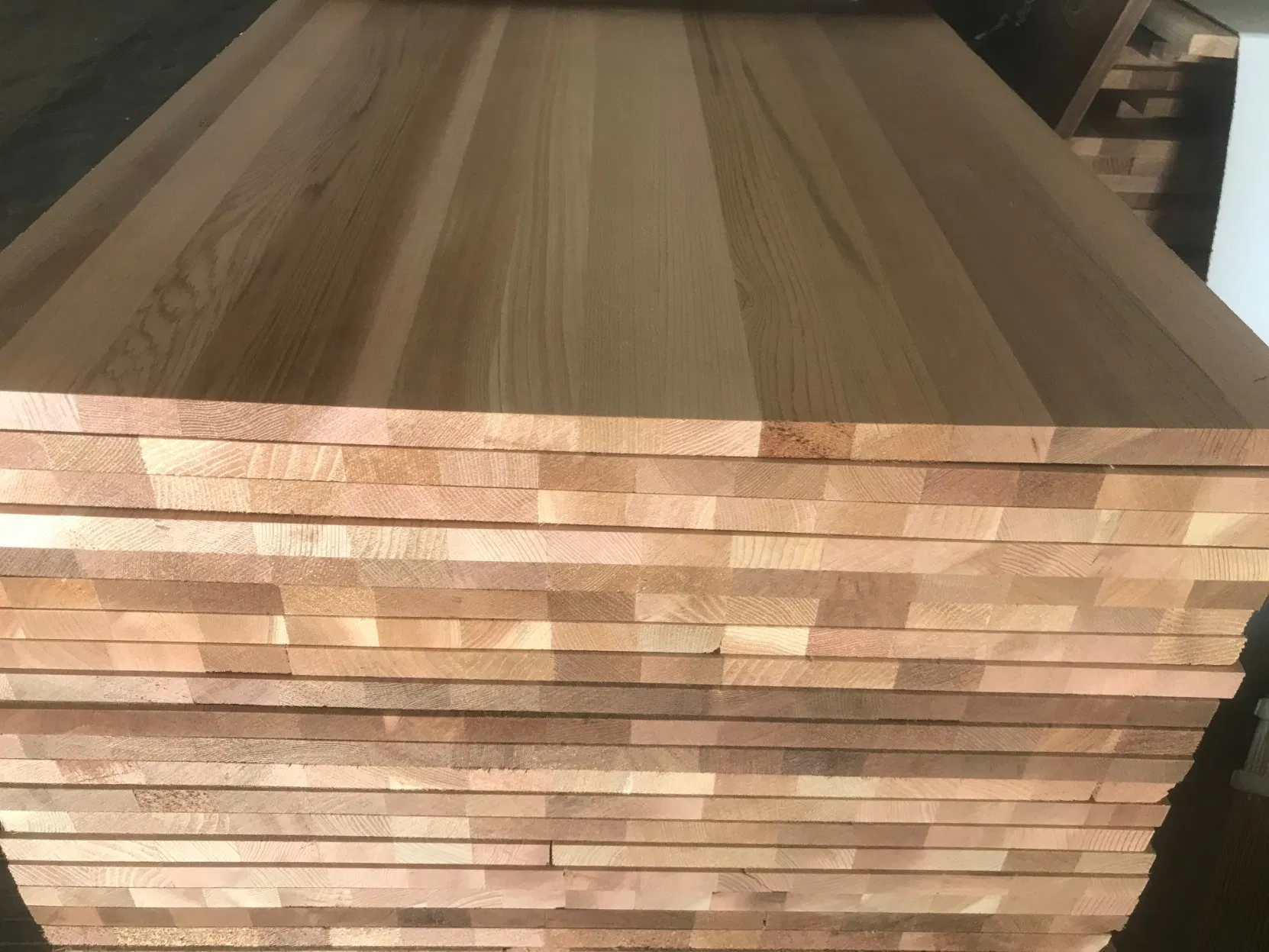 Clear Grade Nature Grain Cedar Edged Glued Board /Panels