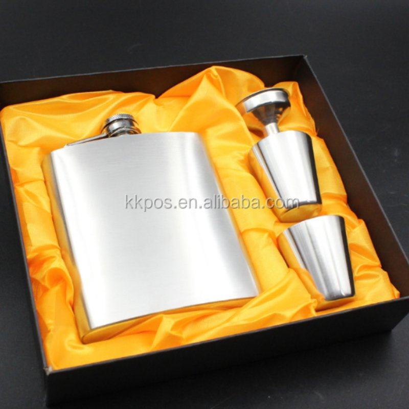 Wholesale Custom Logo Hip Flask Different Capacity Male Alcohol Whisky Wine Pot Bottle Stainless Steel Hip Flasks 1 2 4 8oz for Pride of Strathspey