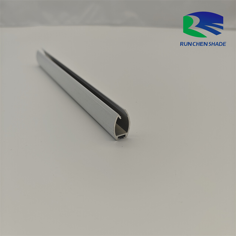 Minimalist Design Aluminum Blinds Rails Enhance The Modern Sense of Home