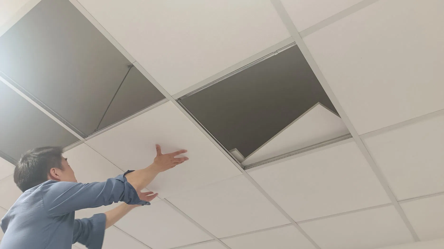 China Manufacturer Sound Proofing Ceiling Sound Absorbing Suspended Insulation Rockwool Ceiling Panel