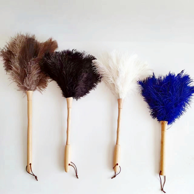 Promotional Factory Wholesale Price Durable Wooden Handle Natural Colored Feather Cleaning Duster