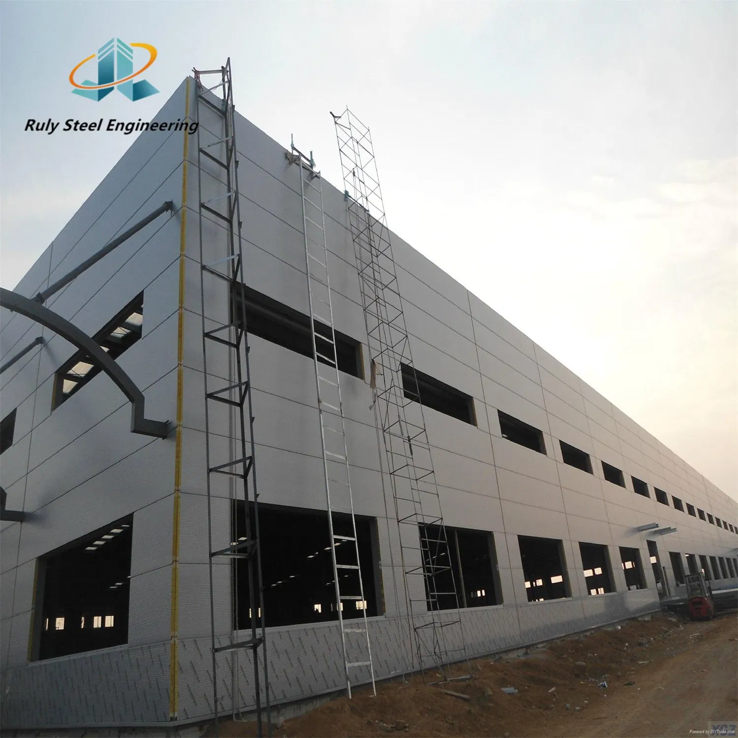 Q355 Prefabricated Low Price Light Weight Building Steel Structure Warehouse