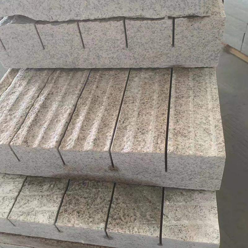 Split/Bushhammered/Chiseled G682 Yellow Rusty/Misty Beige Granite Stone for Corner Quoins/Coping/Paving/Wall Panels