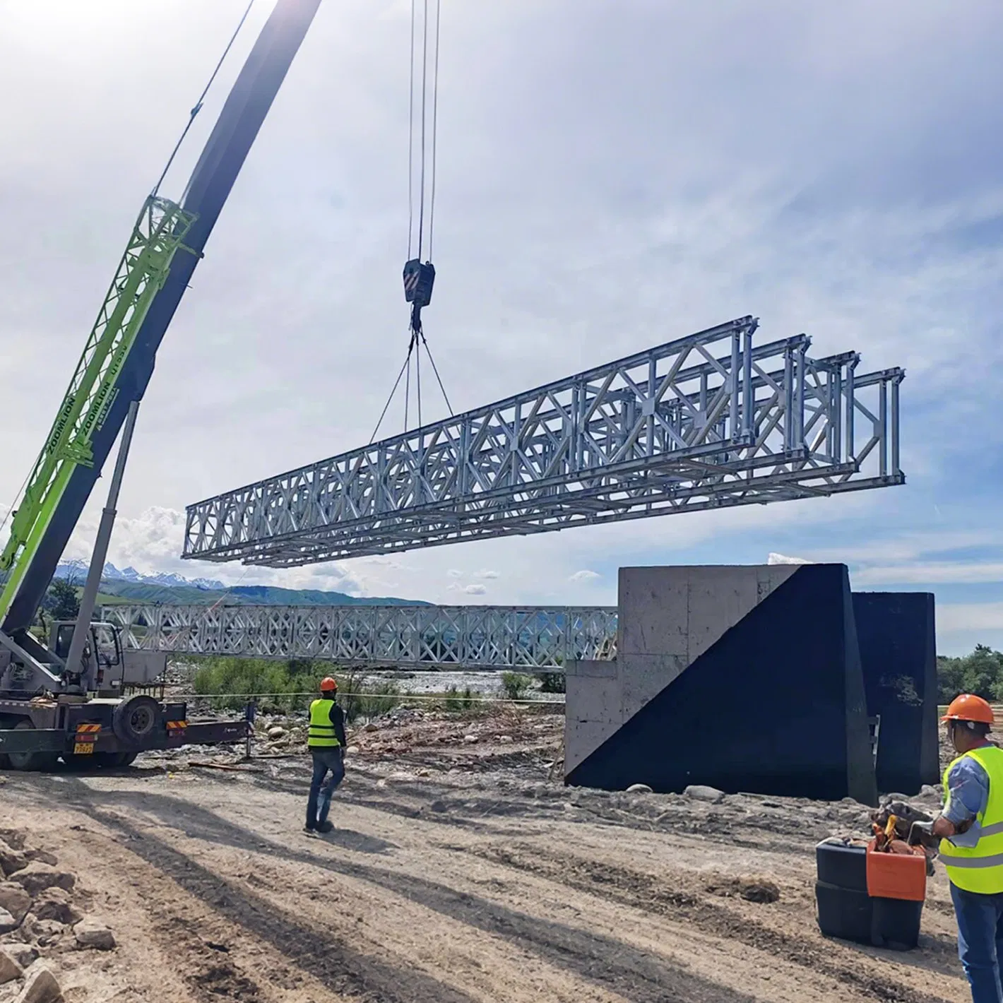 Durable Steel Plate for Heavy-Duty Bridge Construction Projects